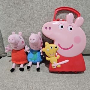 Peppa Pig Plastic Carrying Case and Two Peppa Pig Plushies